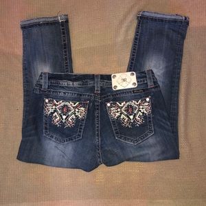 Miss Me mid rise easy crop/capris jeans, medium wash, size 28, gently worn